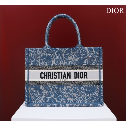 ŚREDNIA TORBA DIOR BOOK TOTE z haftem M1296ZRU-2