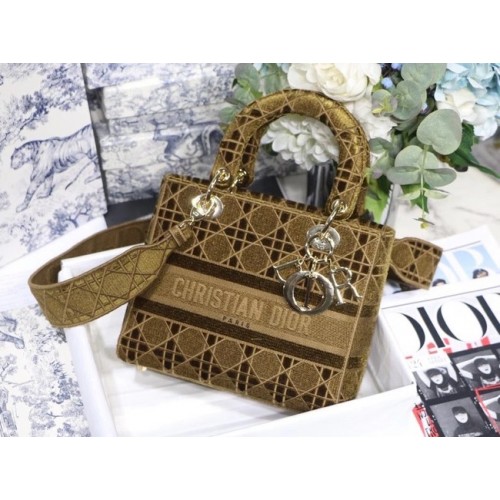 Średnia damska torba D-LITE Brązowy aksamit z haftem Cannage M0565OW