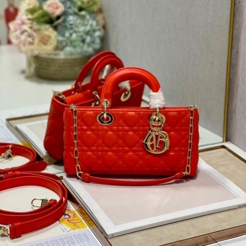 TOREBKA LADY DIOR MEDIUM Cannage Lambskin C2820 czerwono-pomarańczowa
