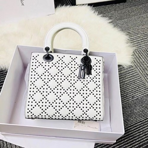 MINI TOREBKA LADY DIOR SKÓRA CIELĘCA M0579S biała