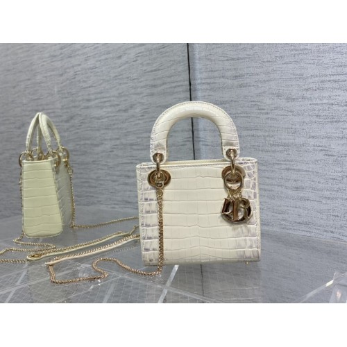 MINI TOREBKA LADY DIOR Cannage krokodyl cielęca C0966 kremowa