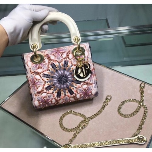 MINI TOREBKA LADY DIOR Z HAFTEM M0598CRMH-4