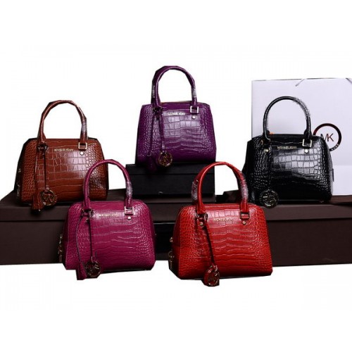 Torebka Michael Kors ze skóry krokodyla z uchwytem u góry MK8360