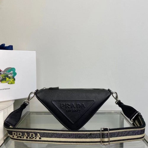 Torebka na ramię Prada Leather Triangle 2EV055 czarna