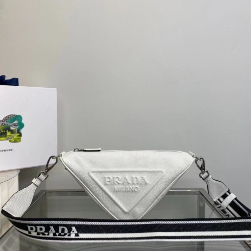Torebka na ramię Prada Leather Triangle 2EV055 biała