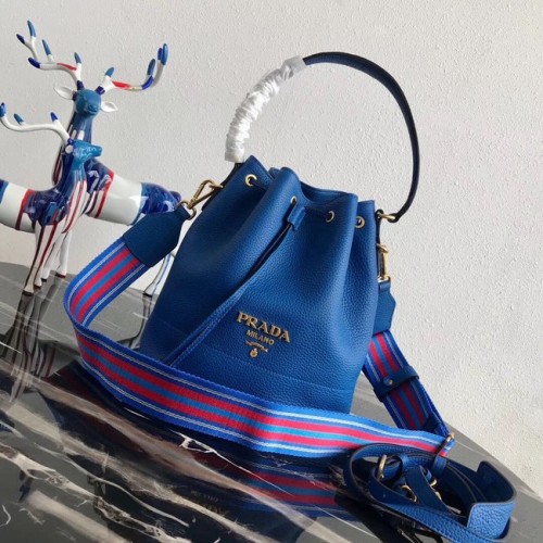 Torebka Prada Leather Bucket Bag 1BE018 niebieska