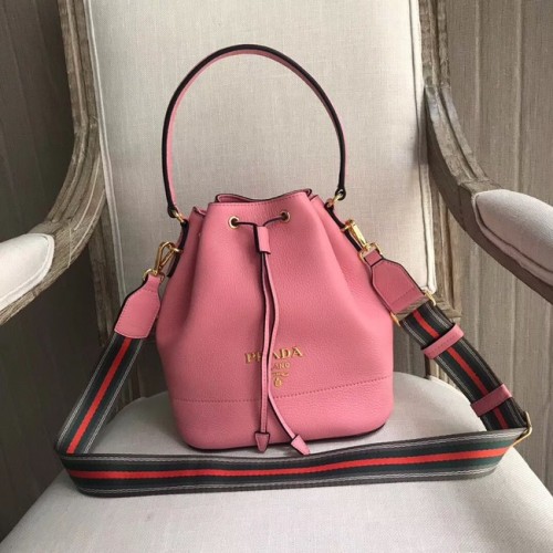 Torebka Prada Leather Bucket Bag 1BE018 różowa
