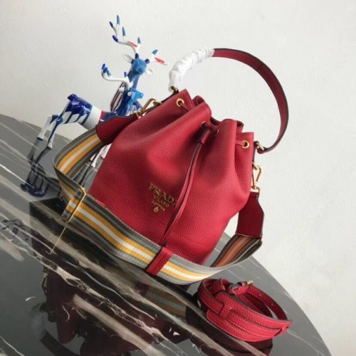 Torebka Prada Leather Bucket Bag 1BE018 czerwona