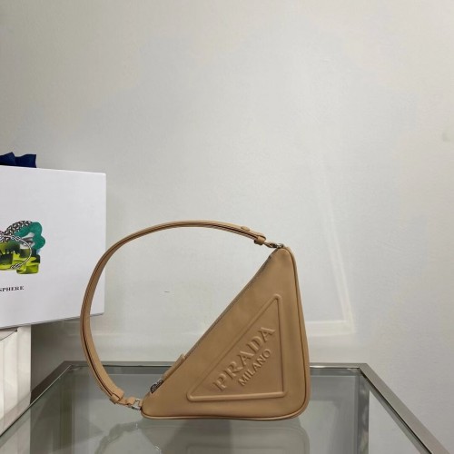 Torebka Prada z wyściełaną skórą nappa 1BE003 Biscuits