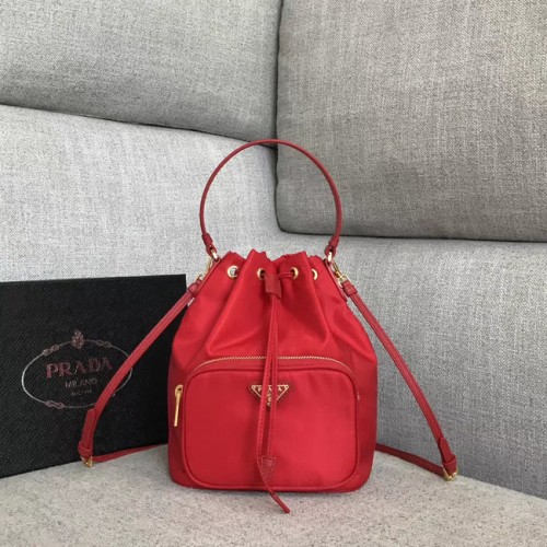 Torba typu tote Prada Re-Edition nylon 81166 czerwona