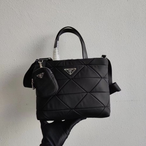 Torba na ramię Prada Re-Nylon i skóra Saffiano 1AG380 czarna