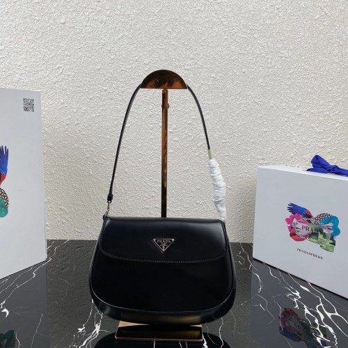 Torebka na ramię Prada Saffiano ze skóry 2BD311 czarna