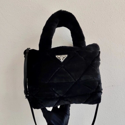 Torba Prada Shearling 1BG378 czarna