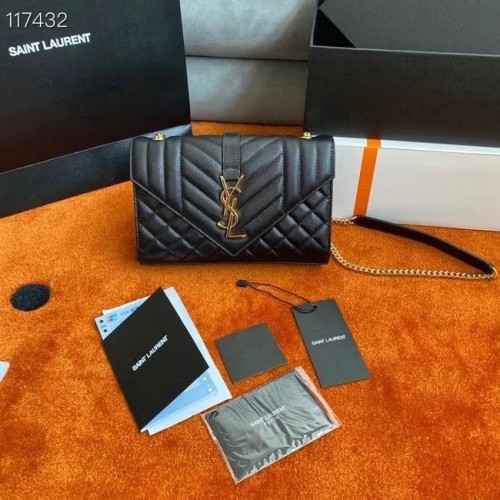 PORTFEL ŁAŃCUCHOWY SAINT LAURENT Z MONOGRAMEM, Z MIESZANEJ SKÓRY MATELASSE GRAIN DE POUDRE, 526286, CZARNO-ZŁOTY