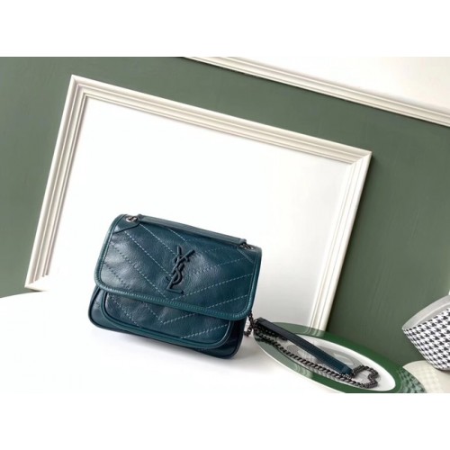 SAINT LAURENT Średniej wielkości skórzana torba na ramię Niki 61060, błękit nieba