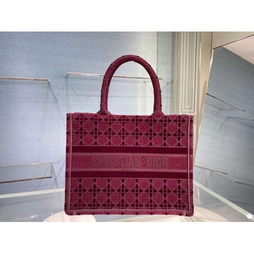 MAŁA TORBA DIOR BOOK TOTE Burgundy Cannage haftowany aksamit M1287Z