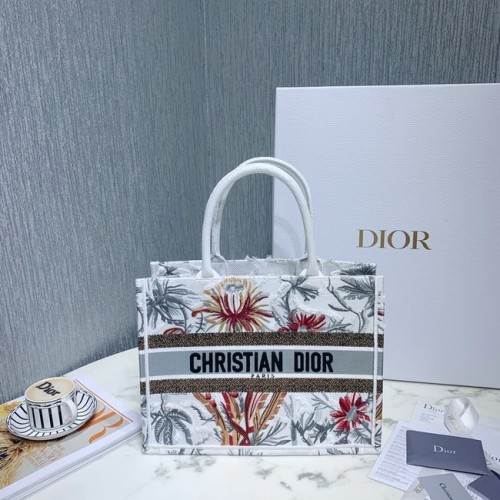 MAŁA TORBA DIOR BOOK TOTE Haft M1296-7