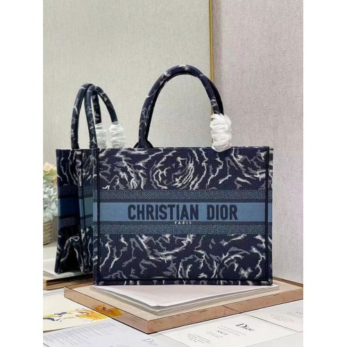 MAŁA TORBA DIOR BOOK TOTE Haft C1287-31 niebieska