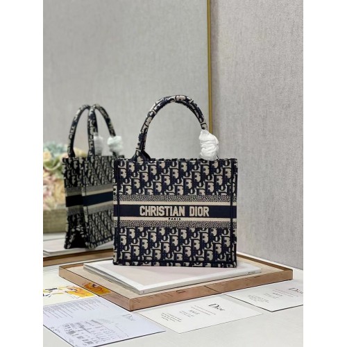 MAŁA TORBA NA KSIĄŻKI DIOR Z Haftem C1331-6