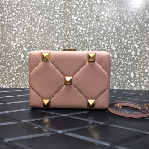 VALENTINO GARAVANI Roman Stud Napa skóra owcza 0659 różowa