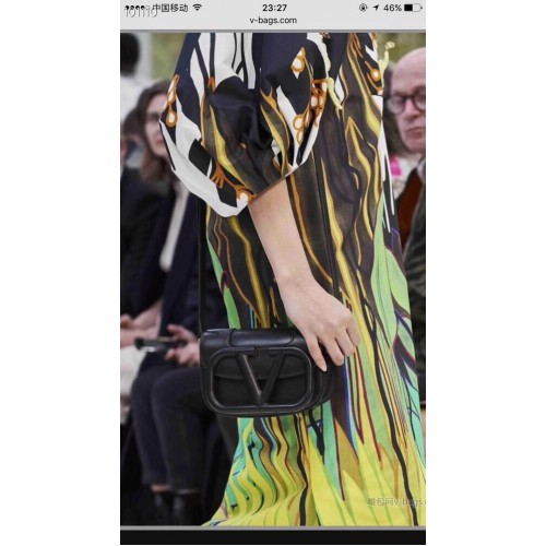 VALENTINO Oryginalna skórzana torba na ramię V0032A czarna