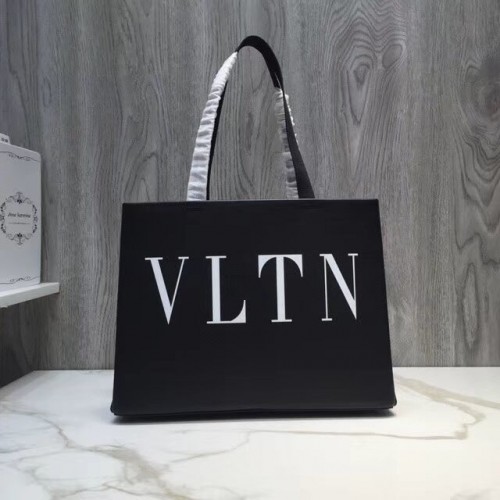 VALENTINO Torba typu shopper Rockstud ze skóry licowej V2052 czarna