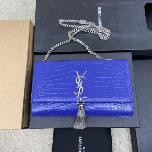 YSL KATE MEDIUM Z FLOSZKIEM W SKÓRZANEJ SKÓRZE Z TŁOCZENIEM KROKODYLA B377829 niebieski