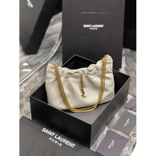 Yves Saint Laurent GABY TOREBKA Z PIKOWANEJ SKÓRY JAGNIĘCEJ 581632 BEŻ