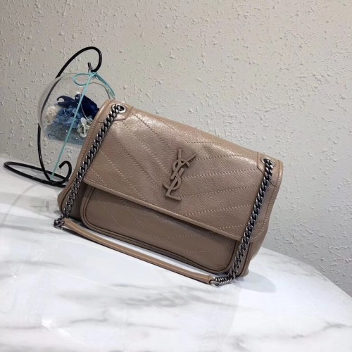 Yves Saint Laurent Średnia torebka Niki Chain Bag 498894 morelowa