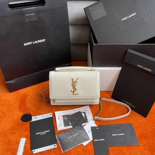 Yves Saint Laurent SUNSET ŚREDNIA TOREBKA NA ŁAŃCUSZKU Z GŁADKIEJ SKÓRY 442906 biała