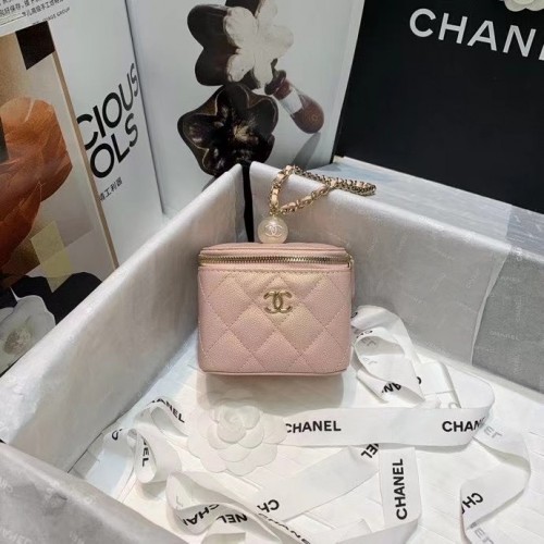 mała toaletka chanel z łańcuszkiem AP2118 różowa